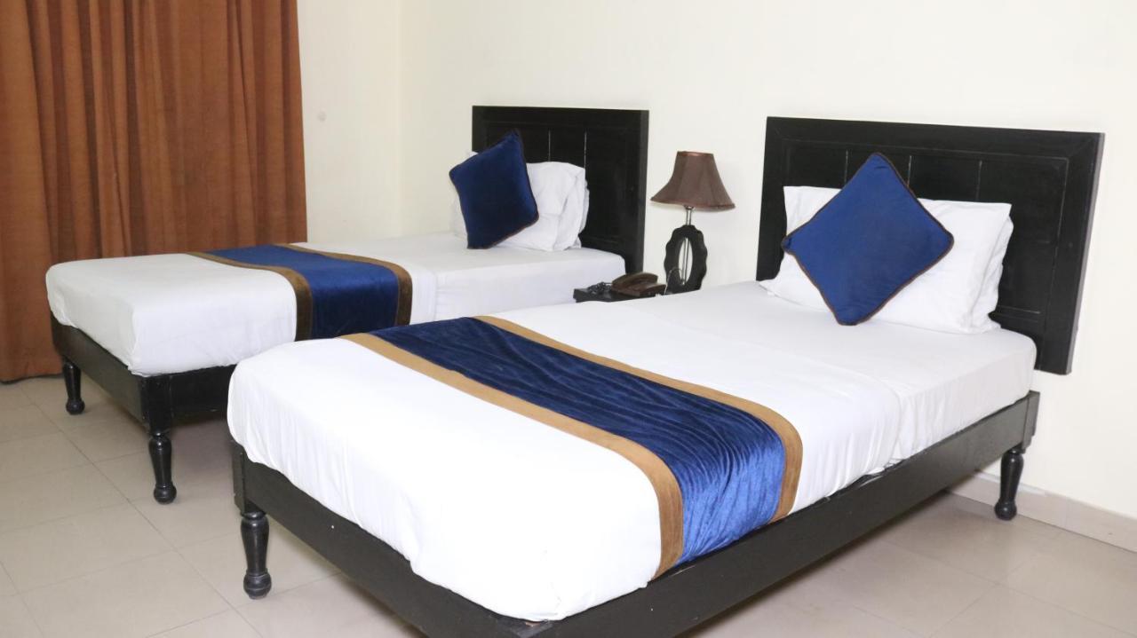 Hotel Tourist Inn Lahore Extérieur photo