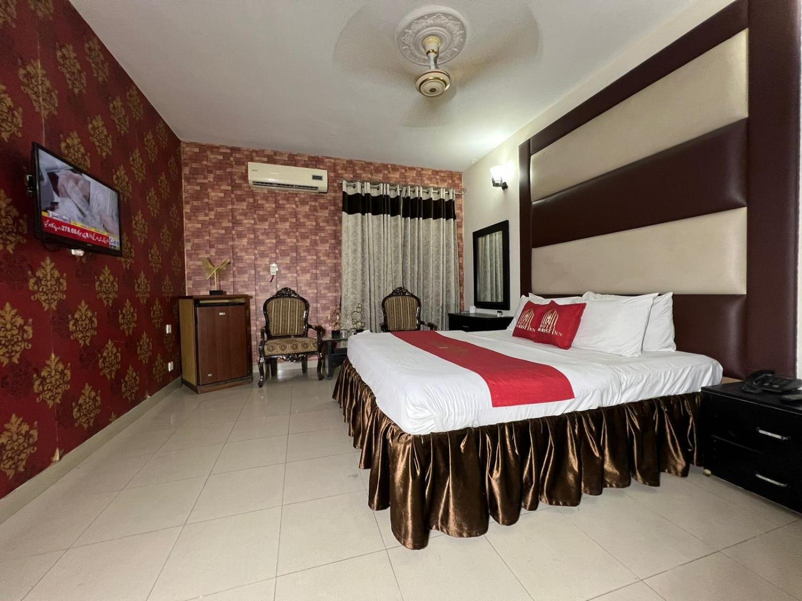 Hotel Tourist Inn Lahore Extérieur photo